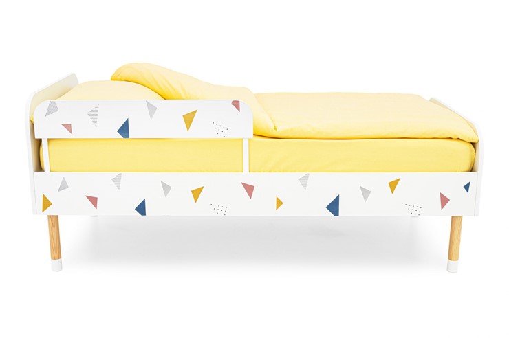 Кровать в детскую Stumpa Классика "Треугольники желтый, синий, розовый" в Тольятти - изображение 5