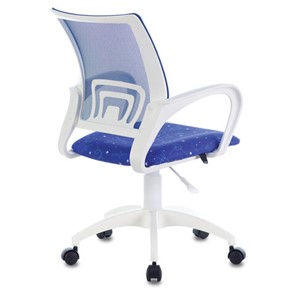Офисное кресло Brabix Fly MG-396W (с подлокотниками, пластик белый, сетка, темно-синее с рисунком "Space") 532405 в Тольятти - предосмотр 1